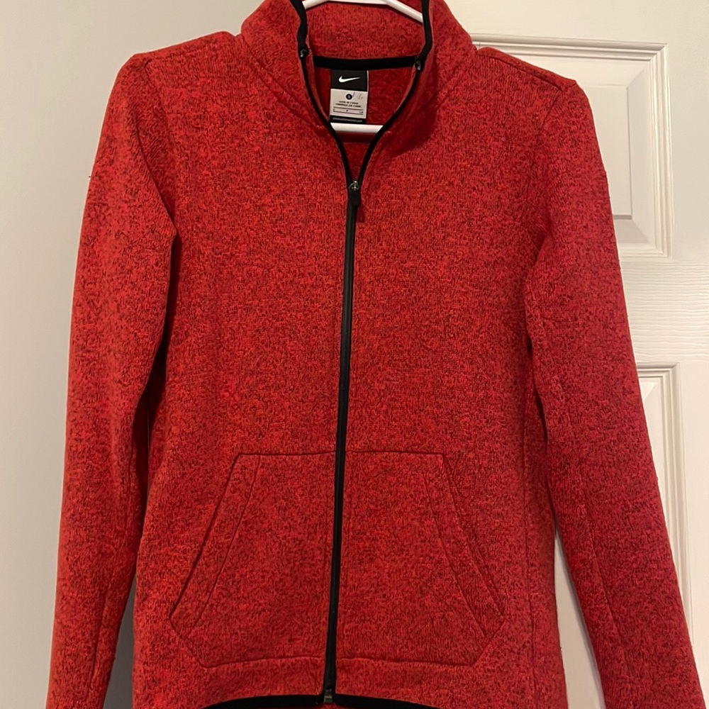 Nike sweater zip up